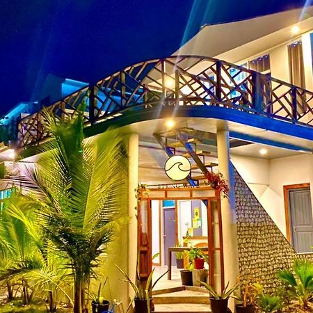 String Wave Maldives Hotel Bãi biển Bãi biển Gulhi Ngoại thất bức ảnh